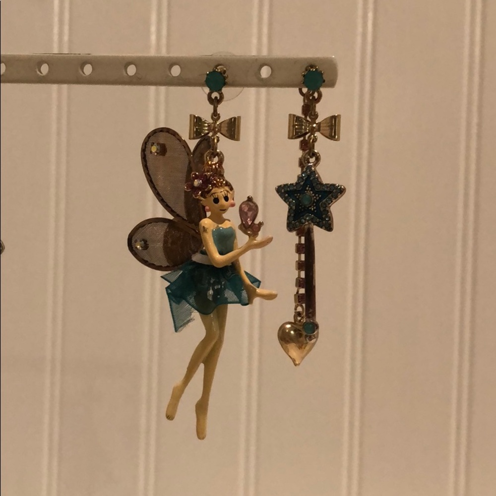 betsy johnson earrings